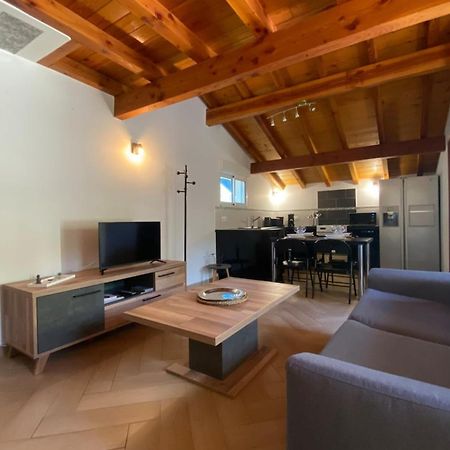 Le Xilotik - Peaceful Apartment In إيسبيليت المظهر الخارجي الصورة